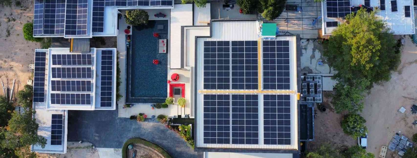 Solar Hybrid System for a Luxury Home Resort